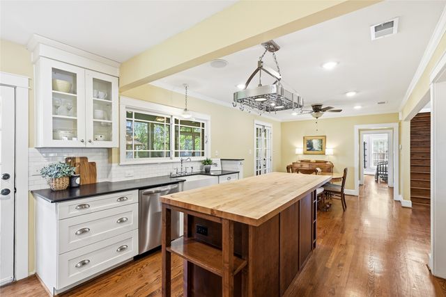 9204 Hermosa Drive, Dallas, TX 75218