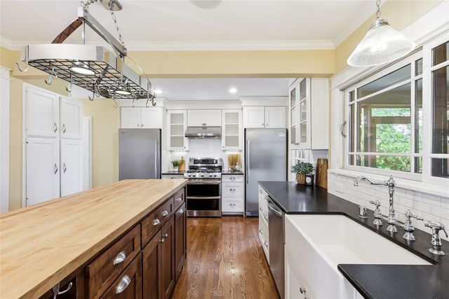 9204 Hermosa Drive, Dallas, TX 75218