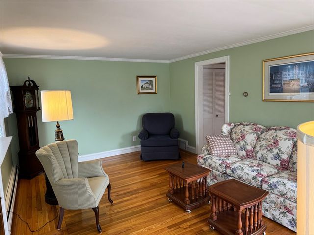 20 Hill Top Drive, Cranston, RI 02920