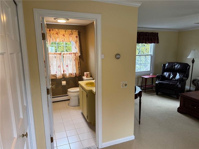 20 Hill Top Drive, Cranston, RI 02920