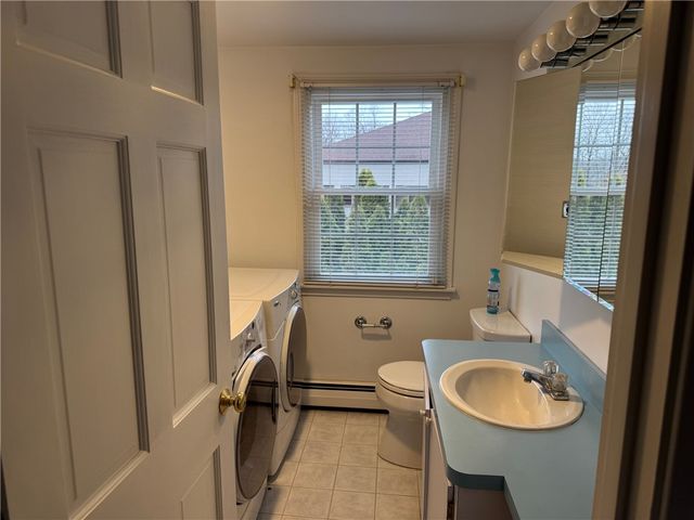 20 Hill Top Drive, Cranston, RI 02920