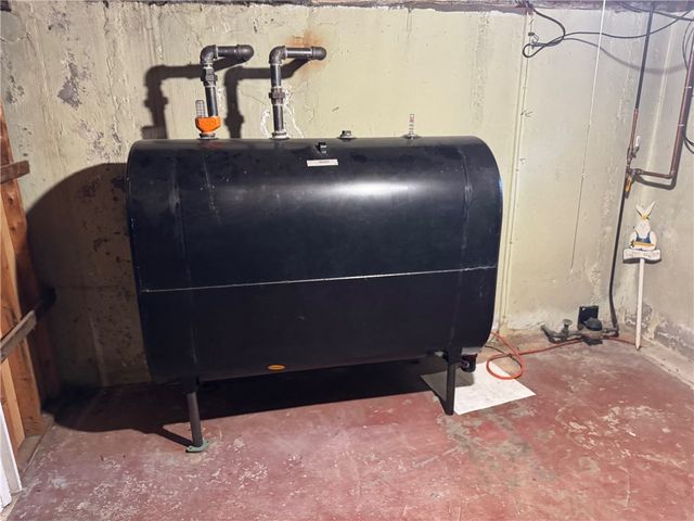 20 Hill Top Drive, Cranston, RI 02920