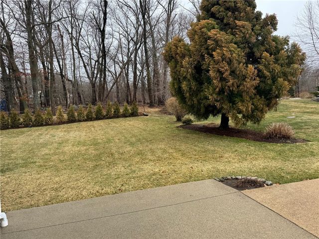 20 Hill Top Drive, Cranston, RI 02920