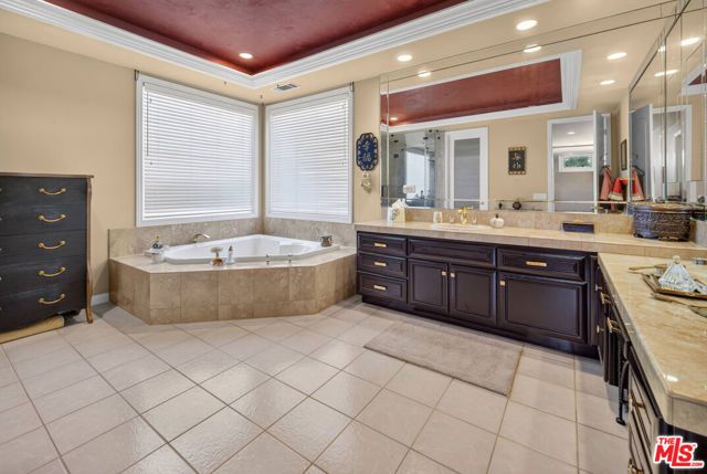 5481 Collingwood Circle, Calabasas, CA 91302