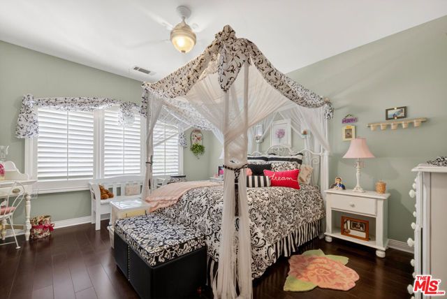 5481 Collingwood Circle, Calabasas, CA 91302