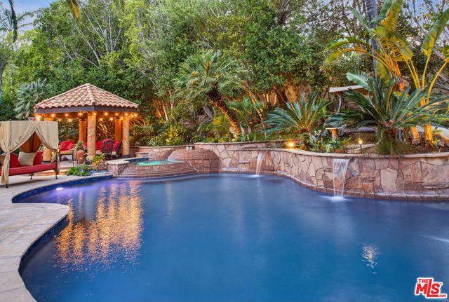 5481 Collingwood Circle, Calabasas, CA 91302