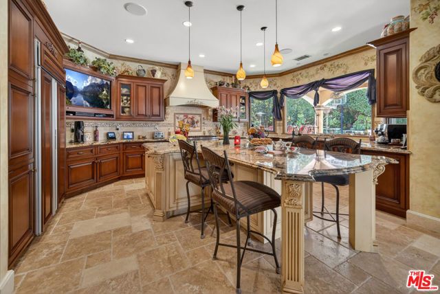 5481 Collingwood Circle, Calabasas, CA 91302