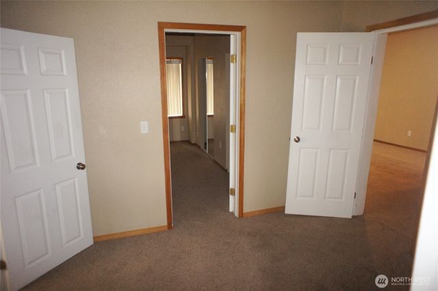 5305 S 3rd Avenue, Everett, WA 98203