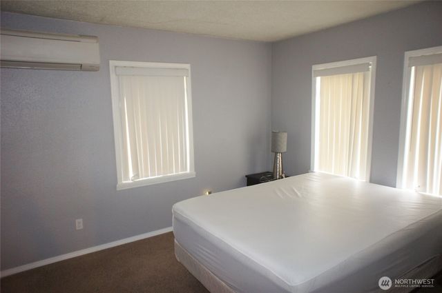 5305 S 3rd Avenue, Everett, WA 98203
