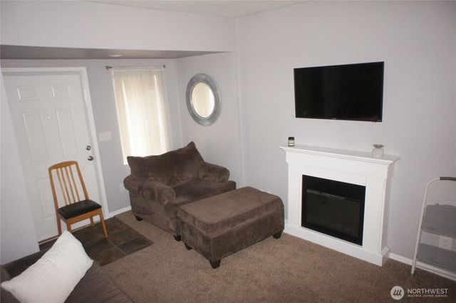 5305 S 3rd Avenue, Everett, WA 98203