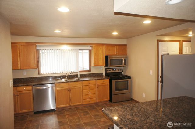 5305 S 3rd Avenue, Everett, WA 98203