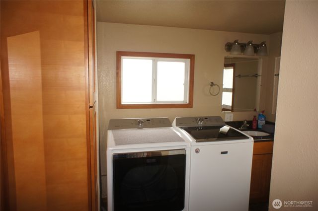 5305 S 3rd Avenue, Everett, WA 98203
