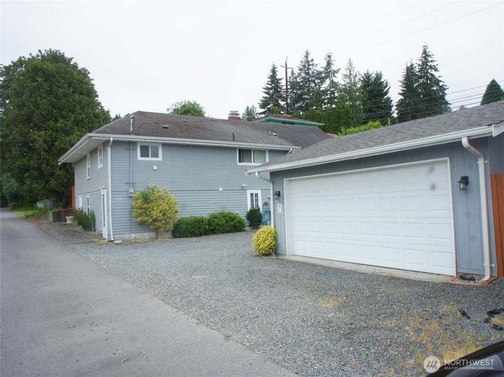 5305 S 3rd Avenue, Everett, WA 98203