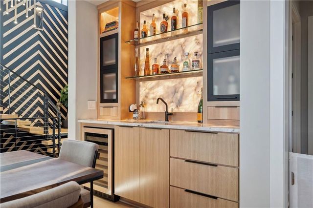 17329 Larsen Street, Overland Park, KS 66221