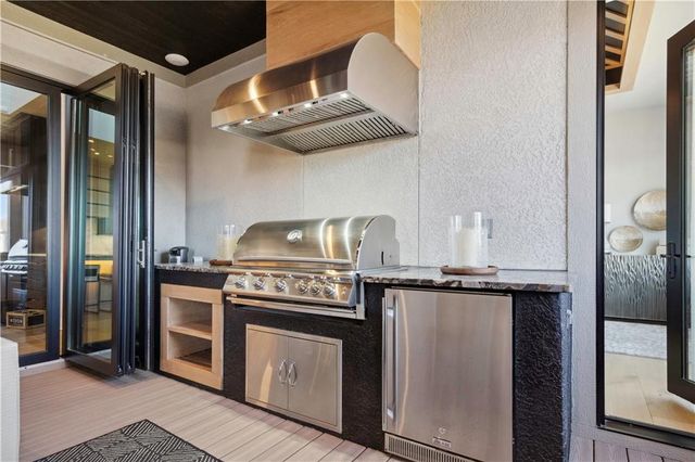 17329 Larsen Street, Overland Park, KS 66221