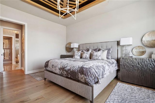 17329 Larsen Street, Overland Park, KS 66221