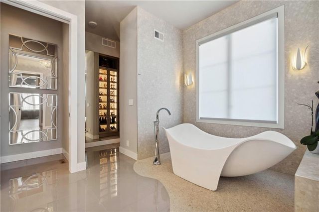 17329 Larsen Street, Overland Park, KS 66221