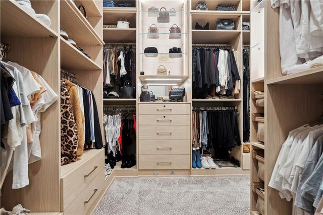 17329 Larsen Street, Overland Park, KS 66221