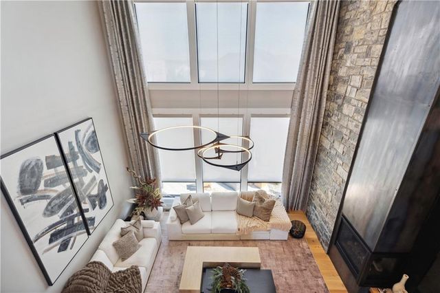 17329 Larsen Street, Overland Park, KS 66221