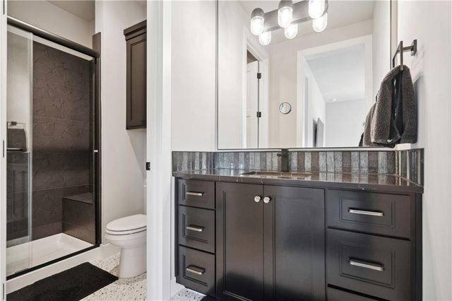 17329 Larsen Street, Overland Park, KS 66221