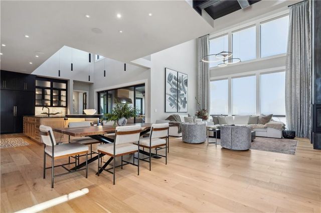 17329 Larsen Street, Overland Park, KS 66221