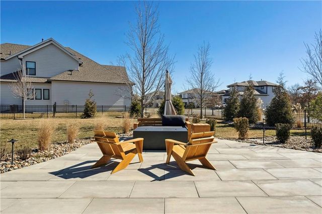 17329 Larsen Street, Overland Park, KS 66221