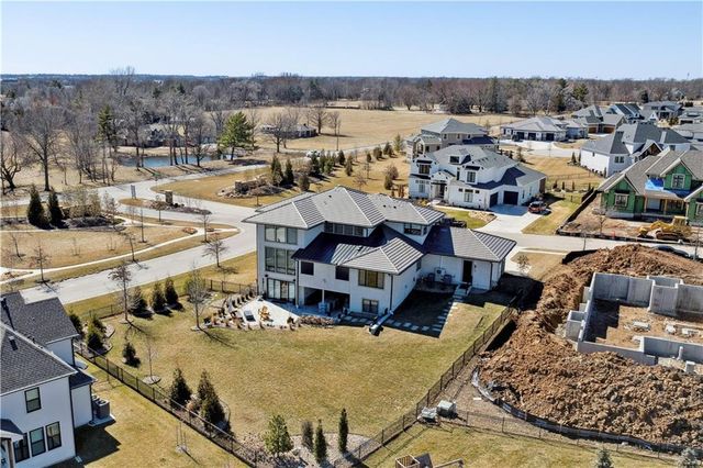 17329 Larsen Street, Overland Park, KS 66221