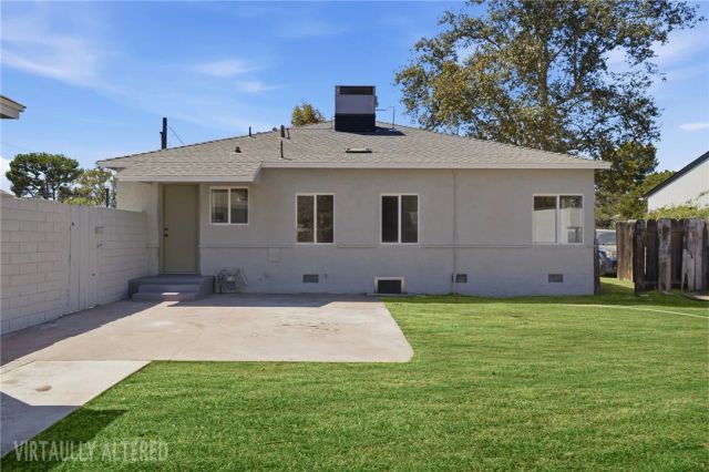 250 Holtby, Bakersfield, CA 93304