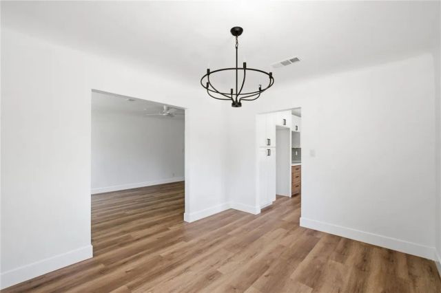 250 Holtby, Bakersfield, CA 93304