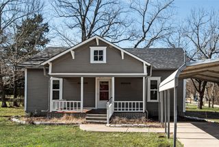 402 S Austin Street, Edgewood, TX 75117