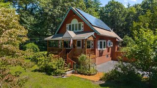 249 Green Rd, Bolton, MA 01740