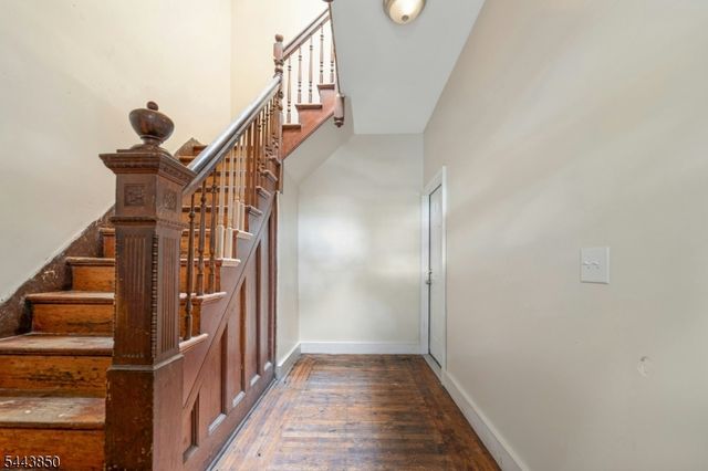 46 Seymour Ave, Newark City, NJ 07108