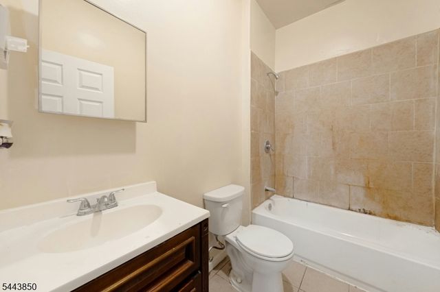 46 Seymour Ave, Newark City, NJ 07108