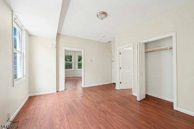 46 Seymour Ave, Newark City, NJ 07108