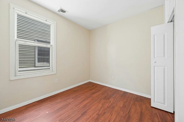46 Seymour Ave, Newark City, NJ 07108