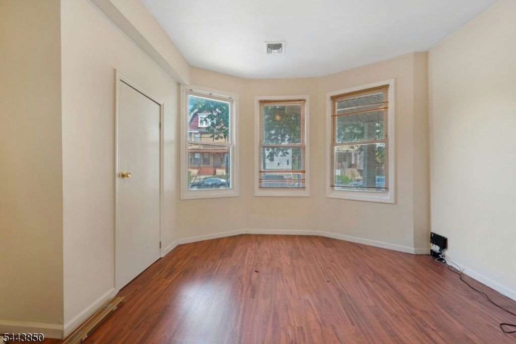 46 Seymour Ave, Newark City, NJ 07108 — photo 3