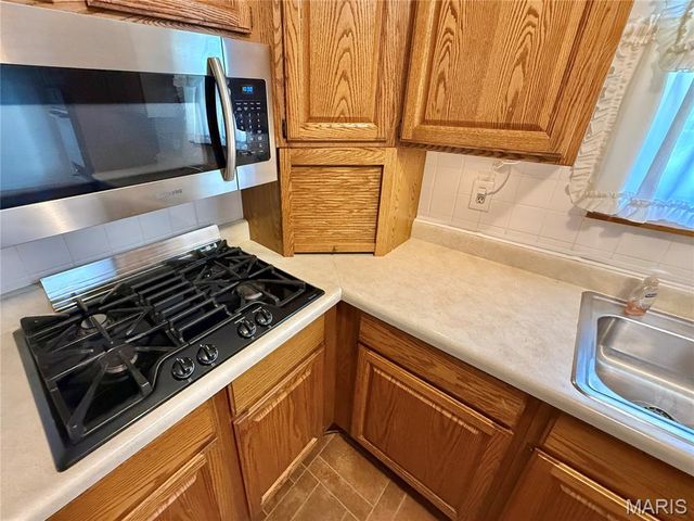 209 Aldergate Street, Farmington, MO 63640