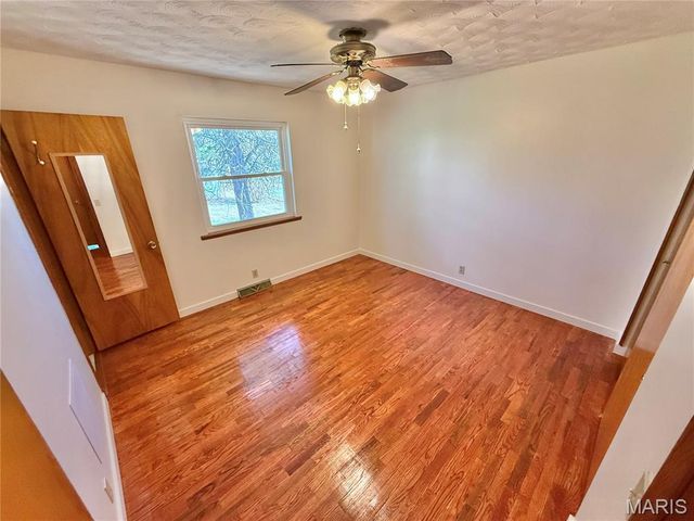 209 Aldergate Street, Farmington, MO 63640