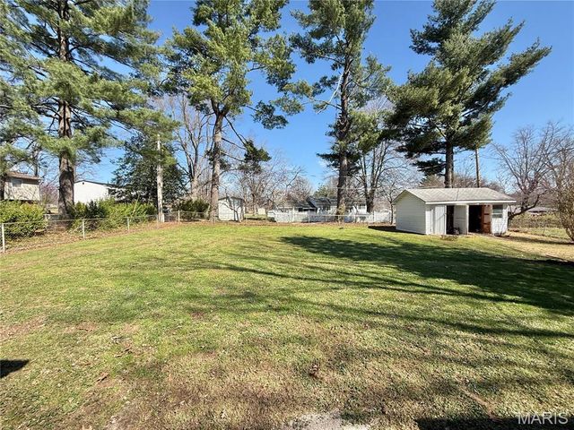 209 Aldergate Street, Farmington, MO 63640