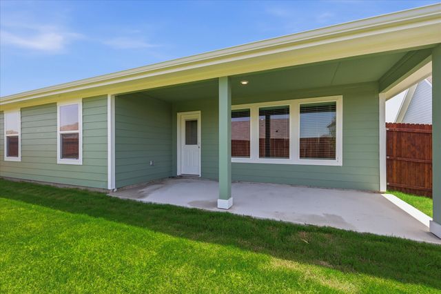 722 Orchid Way, Pilot Point, TX 76258