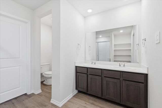 722 Orchid Way, Pilot Point, TX 76258
