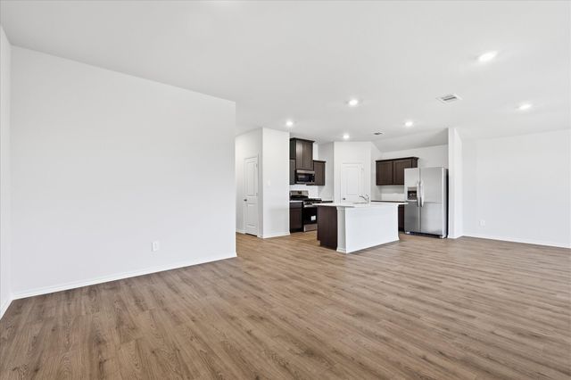 722 Orchid Way, Pilot Point, TX 76258