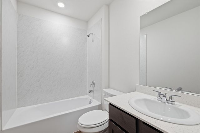 722 Orchid Way, Pilot Point, TX 76258
