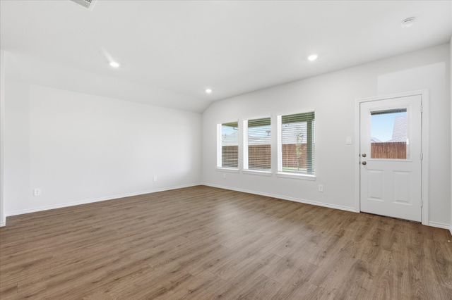 722 Orchid Way, Pilot Point, TX 76258