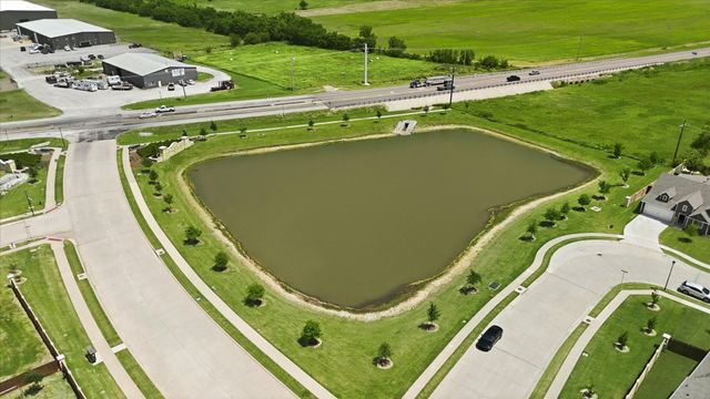 722 Orchid Way, Pilot Point, TX 76258