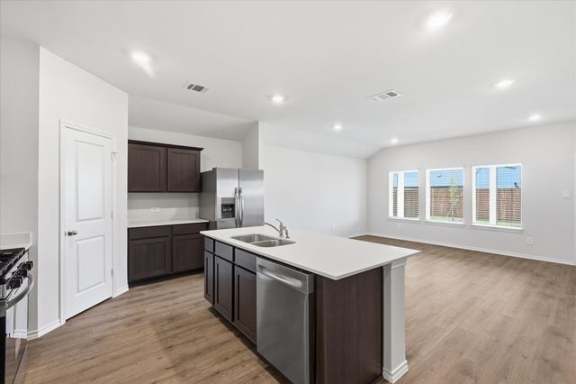 722 Orchid Way, Pilot Point, TX 76258