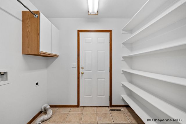 327 CODY ST, Cheyenne, WY 82009