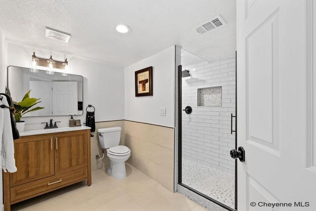 327 CODY ST, Cheyenne, WY 82009