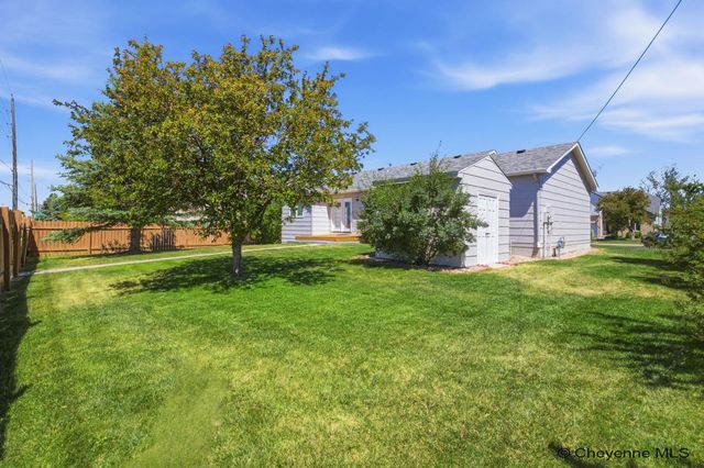 327 CODY ST, Cheyenne, WY 82009