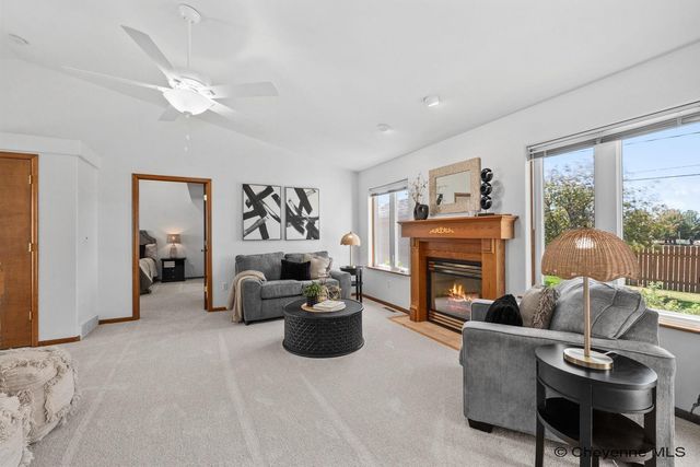 327 CODY ST, Cheyenne, WY 82009